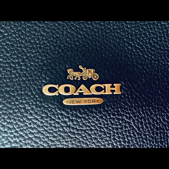 Coach shoulder bag on chain - Picture 14 of 16